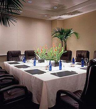 Hotel Courtyard Angeles Sherman Oaks 3*